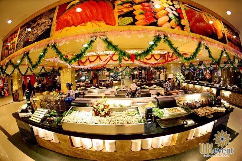 Khu buffet quốc tế nhà hàng Sen Tây Hồ