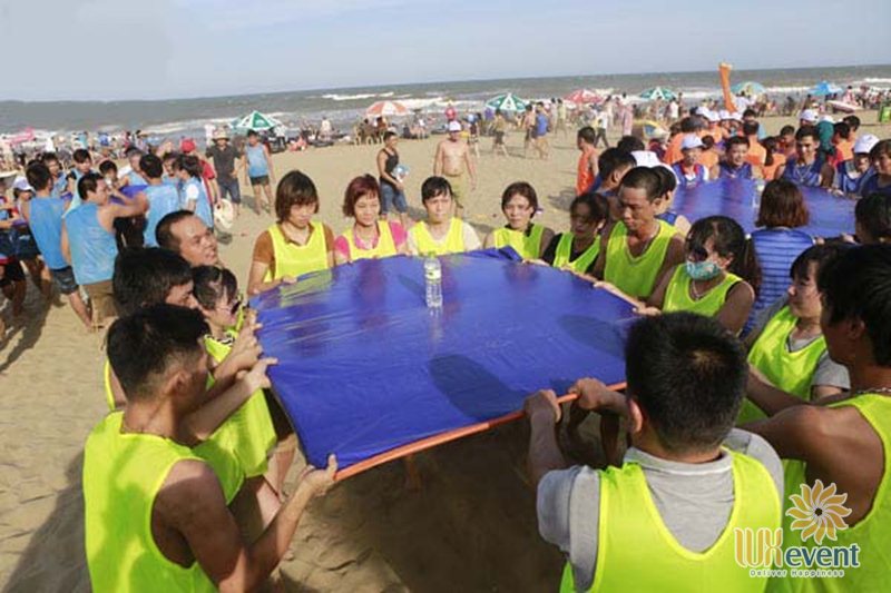 các trò chơi team building ngoài biển Cân Bằng tuyệt đối