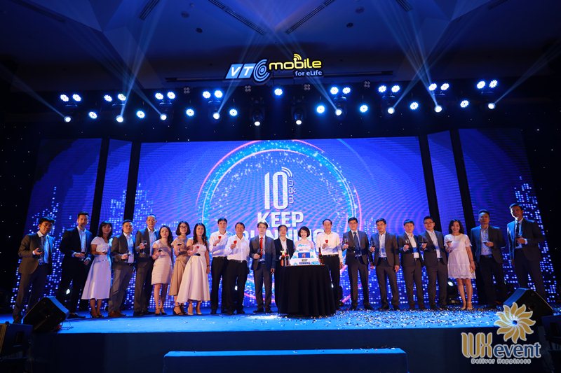 tổ chức lễ kỷ niệm 10 năm thành lập công ty VTC Mobile 020