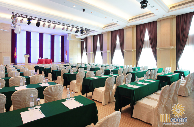 địa điểm tổ chức sự kiện giá rẻ tại Hà Nội - khách sạn Hanoi Club