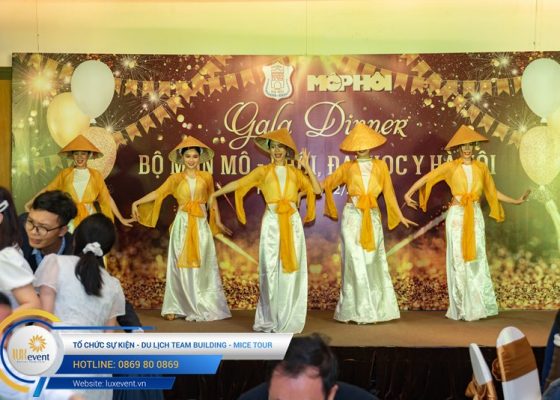 tổ chức gala dinner cuối năm - Đại học Y Hà Nội 014